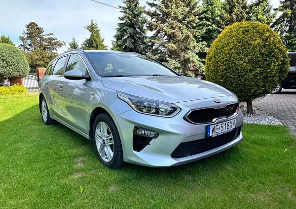 Kia Ceed cena 39000 przebieg: 158000, rok produkcji 2019 z Będzin małe 352